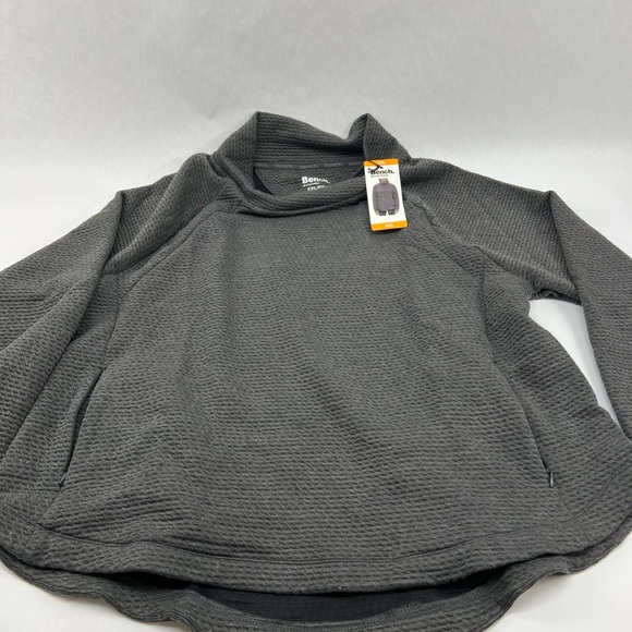 Bench Tops - Bench Women’s Dark Gray Textured Pullover